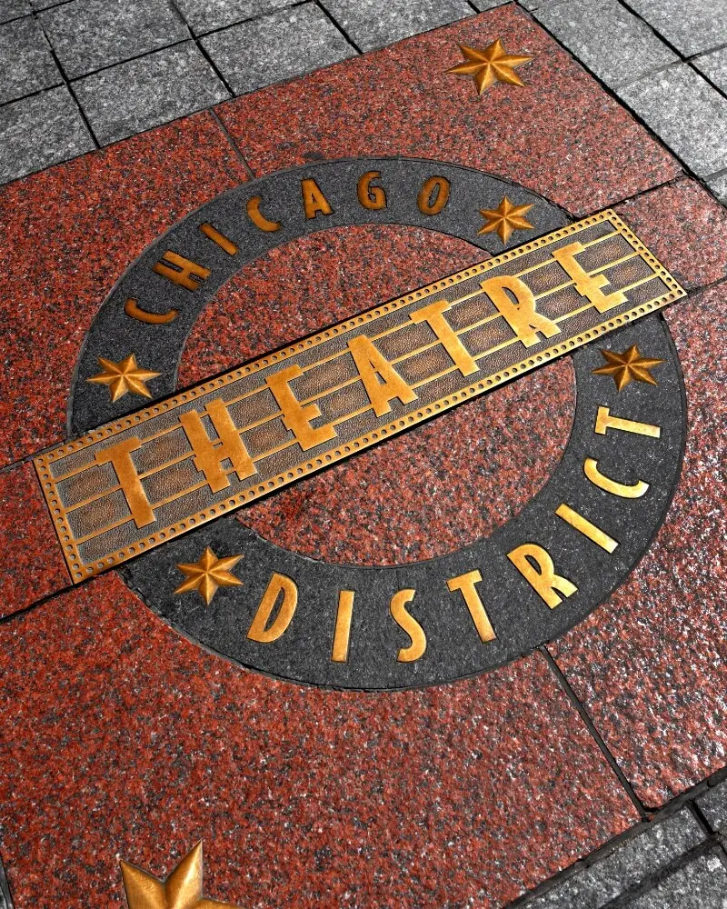 Chicago theatre district student tours