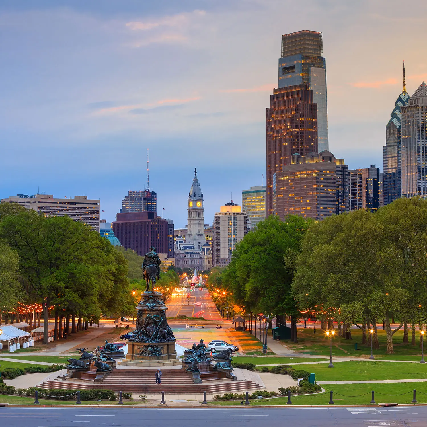Philadelphia skyline at night