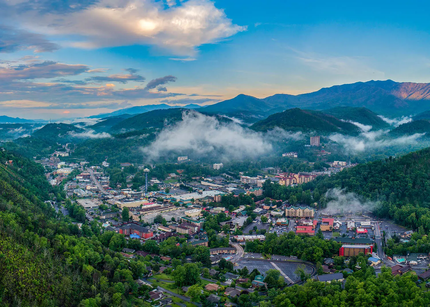 Gatlinburg, Tennessee, Downtown Skyline