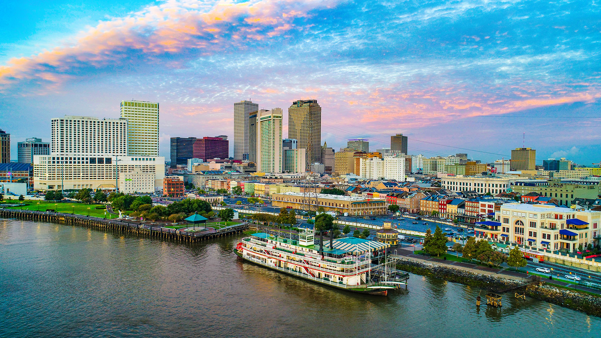 New Orleans downtown skyline