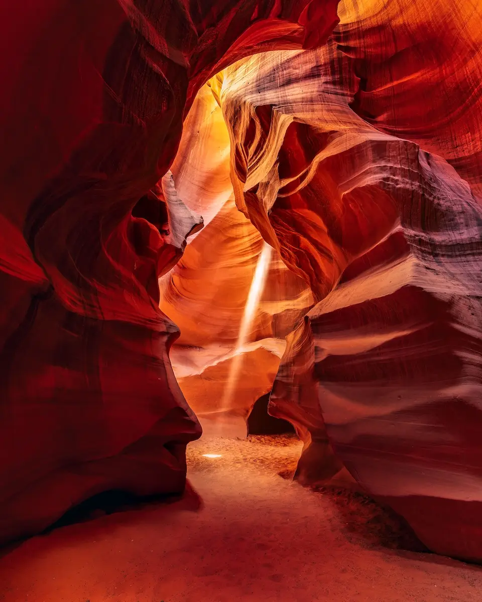 sunlit-antelope-canyon-2026-03-18-11-53-30-utc