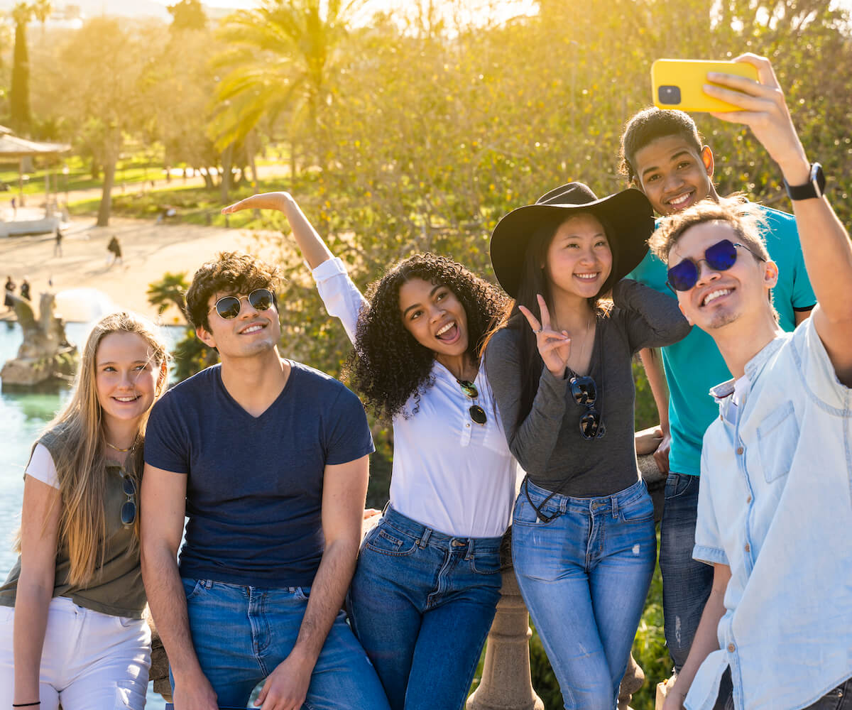 group-of-young-friends-taking-a-selfie-on-vacation-2025-01-09-18-05-42-utc (1)