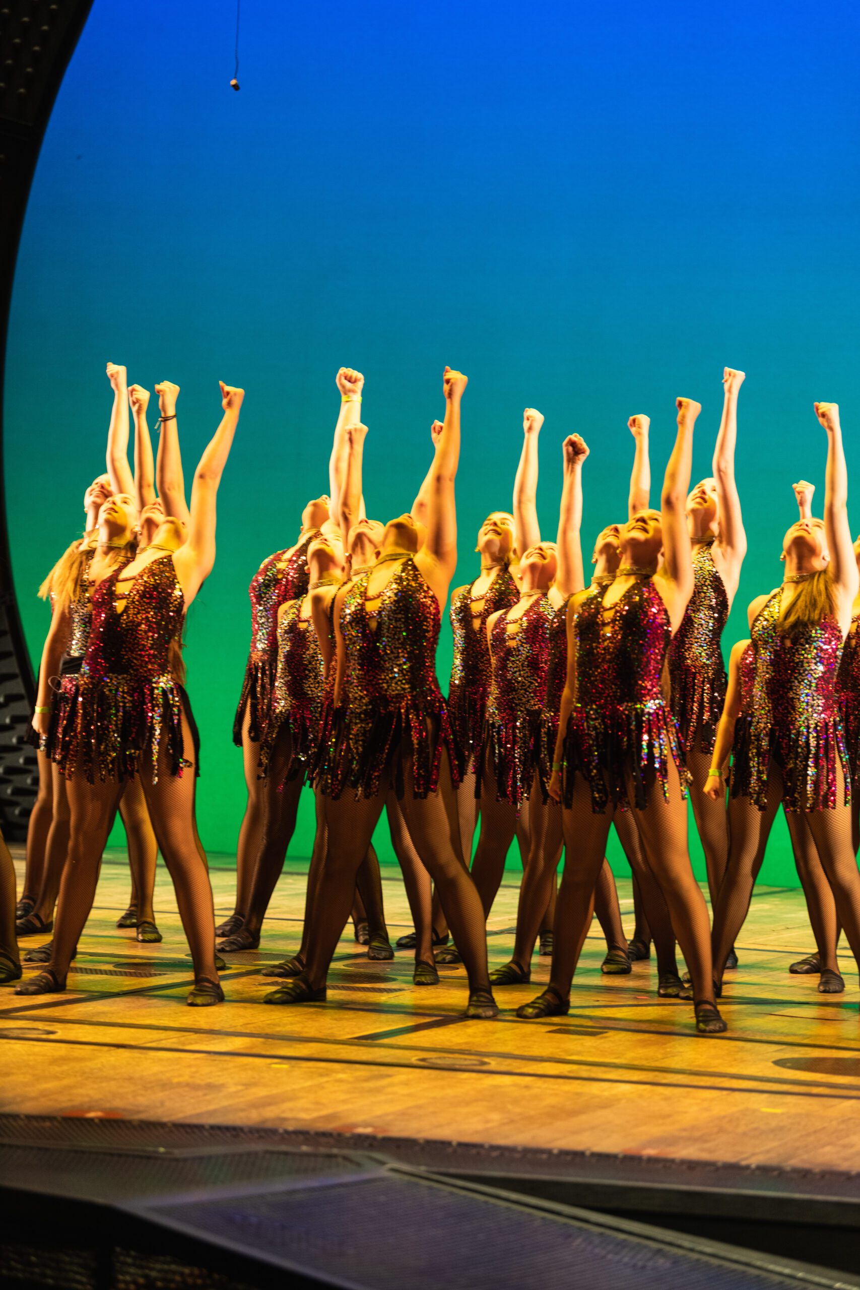 dance travel performance opportunity on stage