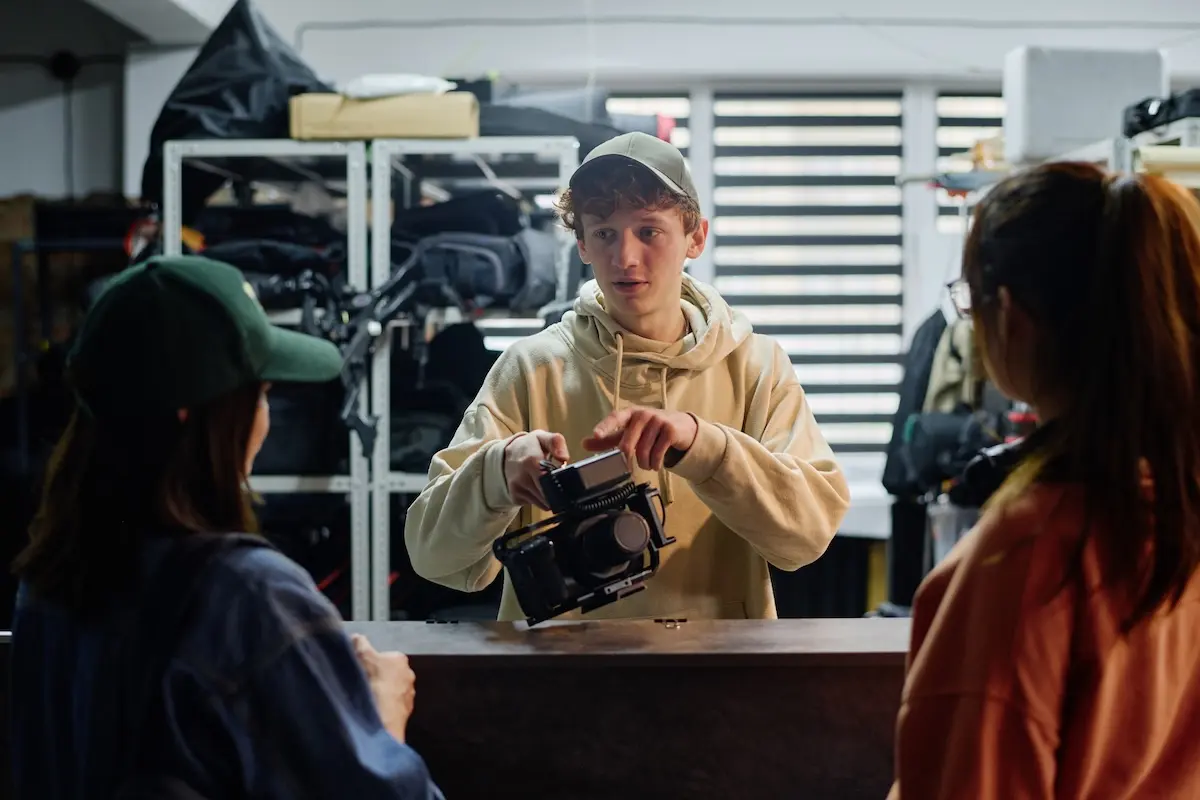 demonstrating-camera-usage-with-peers-in-workshop-2026-01-08-23-52-19-utc